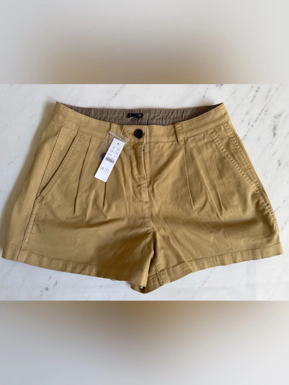 🆕 J.Crew Pleated Chino Shorts